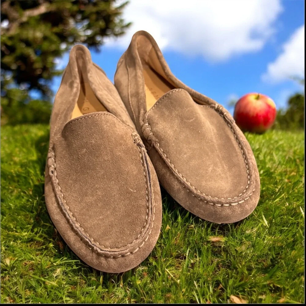 M. Gemi Elegant Brown Suede Felize Loafers for Women 39/ 8.5 NWOT made in Italy
